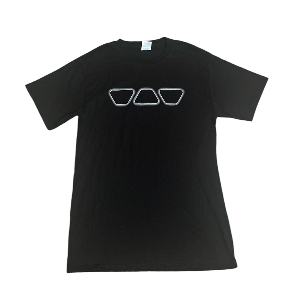 Schluter || NWOT || Black Unisex Tee